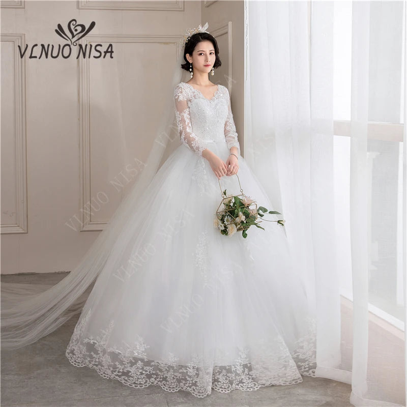 Long Sleeve Wedding Dresses 2023 V-neck Muslin Lace Wedding Gowns off white Vestido de noiva Plus size Bridal princess dress