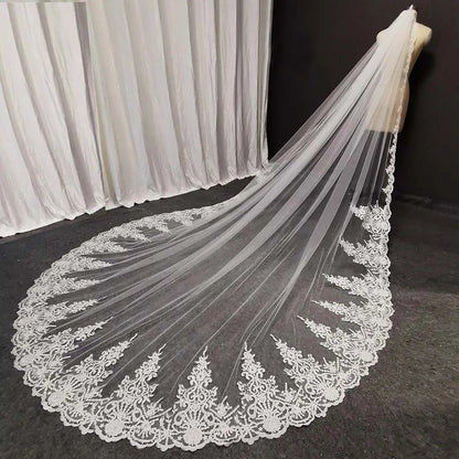 Real Photos Long Lace Bridal Veil with Comb 3.5 Meters 1 Layer Cathedral White Iovry Wedding Veil Wedding Accessories