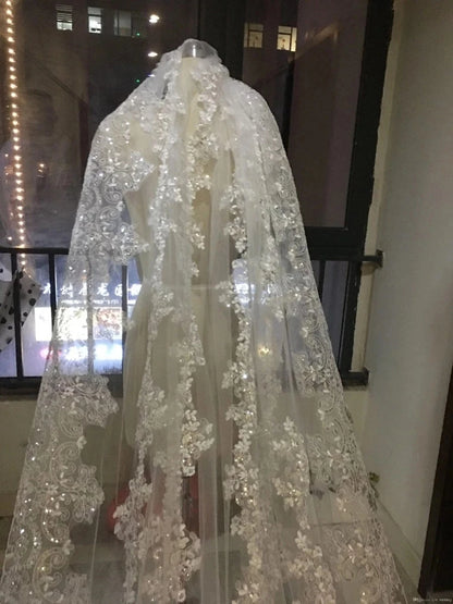 Bridal Veils Sequins New Luxury Cathedral Veil 3M 4M 5M Appliques Lace Edge Custom Made Long Wedding Veils Sequins  Wraps 2021