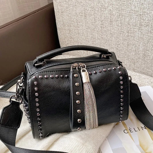 Fashion rivet women handbag Wide strap female Shoulder bags Chain tassel design Ladies Crossbody Bags black boston totes