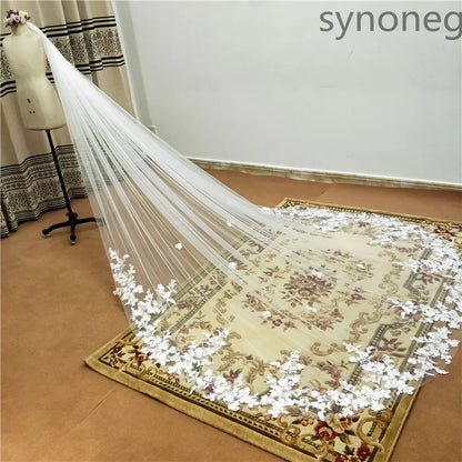 Real Photo 3m.4m.5m One Layer Wedding Veil With Comb White Lace Edge Bridal Veils Ivory Appliqued Cathedral Wedding Veil