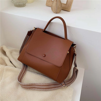 Elegant Women’s Handbag – Premium Quality Leather Bag