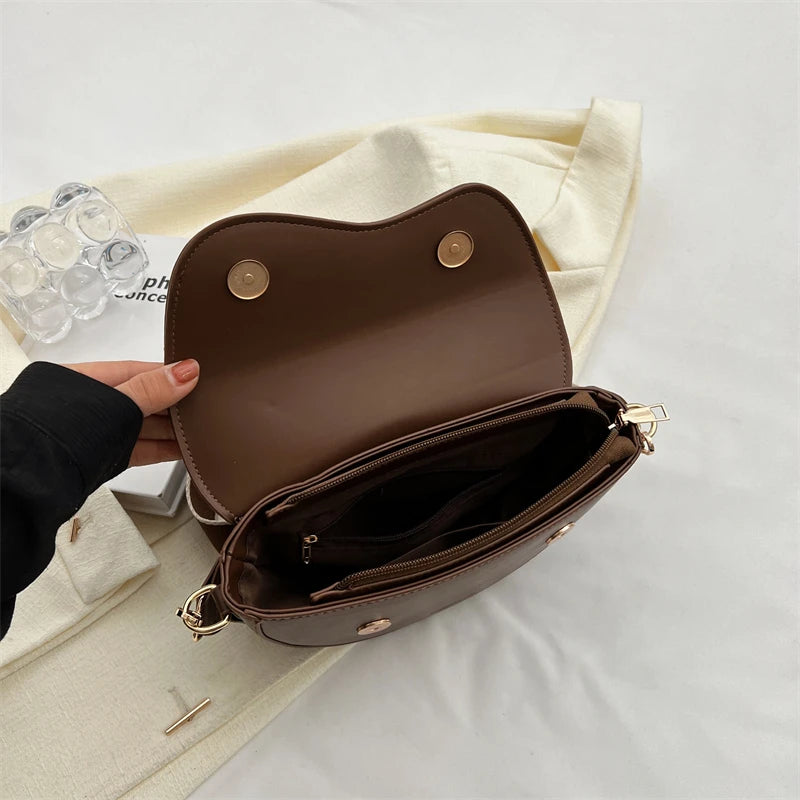 Small Leather Saddle Armpit Bags for Women 2023 Summer Chain Shoulder Crossbody Bag Ladies Vintage Underarm Handbags bolsa