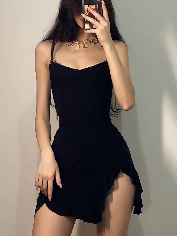 Summer Sexy Mini Dress Women Sleeveless Strap Streetwear Backless Folds Bodycon Split Black Dress Party Elegant A-LINE Dresses