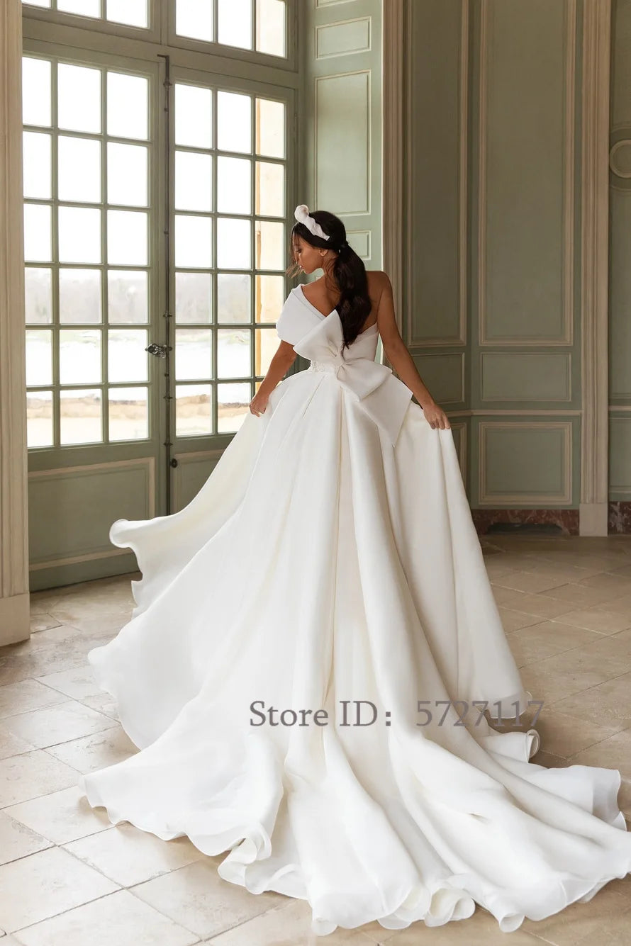 Elegant Appliques One Shoulder Wedding Dresses Split A-Line Bride Gow With Bow Long Train Bride Dress Vestidos